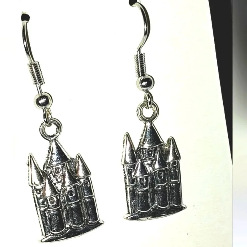 Vintage Castle Super Cute Retro Earrings
